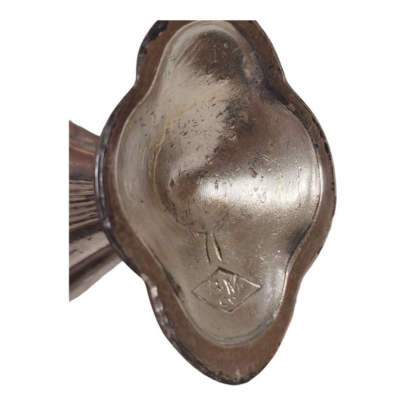 Vtg BM Company Silver Plated Salt & Pepper Shakers 4.25" Classic Tabletop Decor - Picture 11 of 12